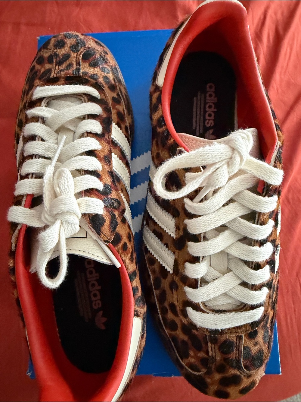 Adidas Leopard Print Women’s Sneakers with Red Laces - Picture 2 of 5